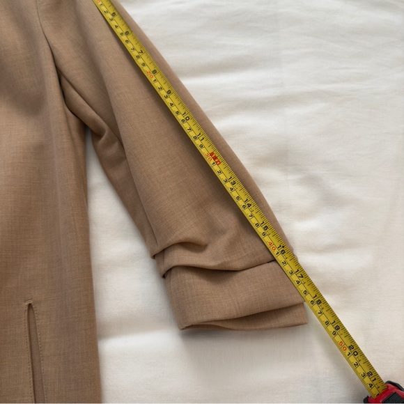 Aritzia Babaton Power Blazer 00 - Picture 2 of 11